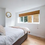 Cosy Flat In Free Parking Area, Next To Bus Stop