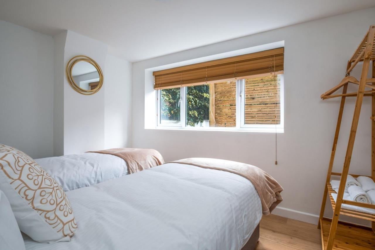 Cosy Flat In Free Parking Area, Next To Bus Stop Brighton